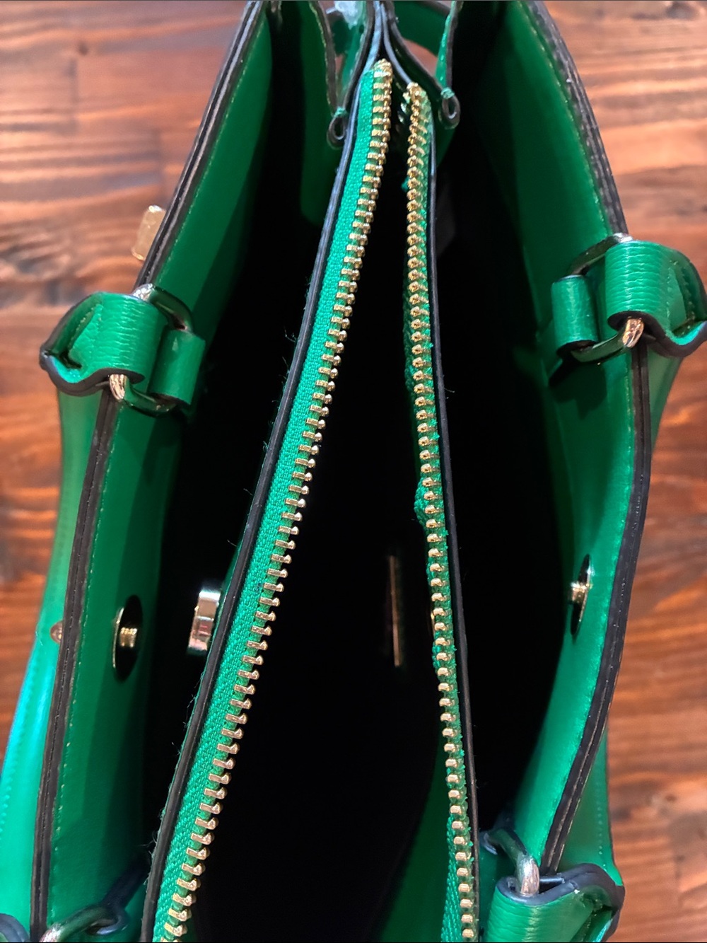 ALDO Green Structured Satchel with Gold Hardware - Picture 5 of 7